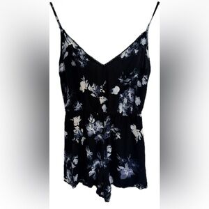 Kendall + Kylie Black White Blue Floral V-Neck Romper (Size S) Crochet Trim